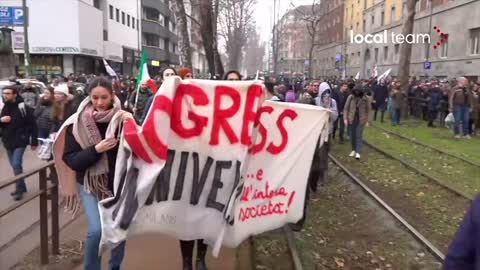 Protest in Italy over Vaccine Passports