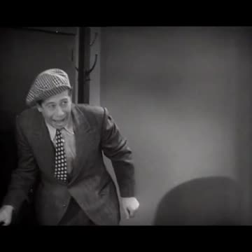 Bert Lahr in "Flying High" (1931)