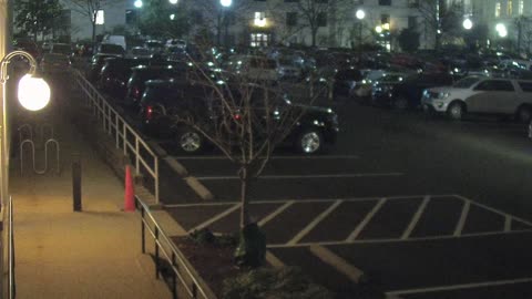 1671HQOB01NorthwestWalkway_2021-01-06_02h23min10s937ms.mp4