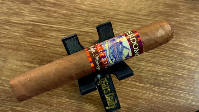 Perdomo Lot 23 Sun Grown Cigar Review