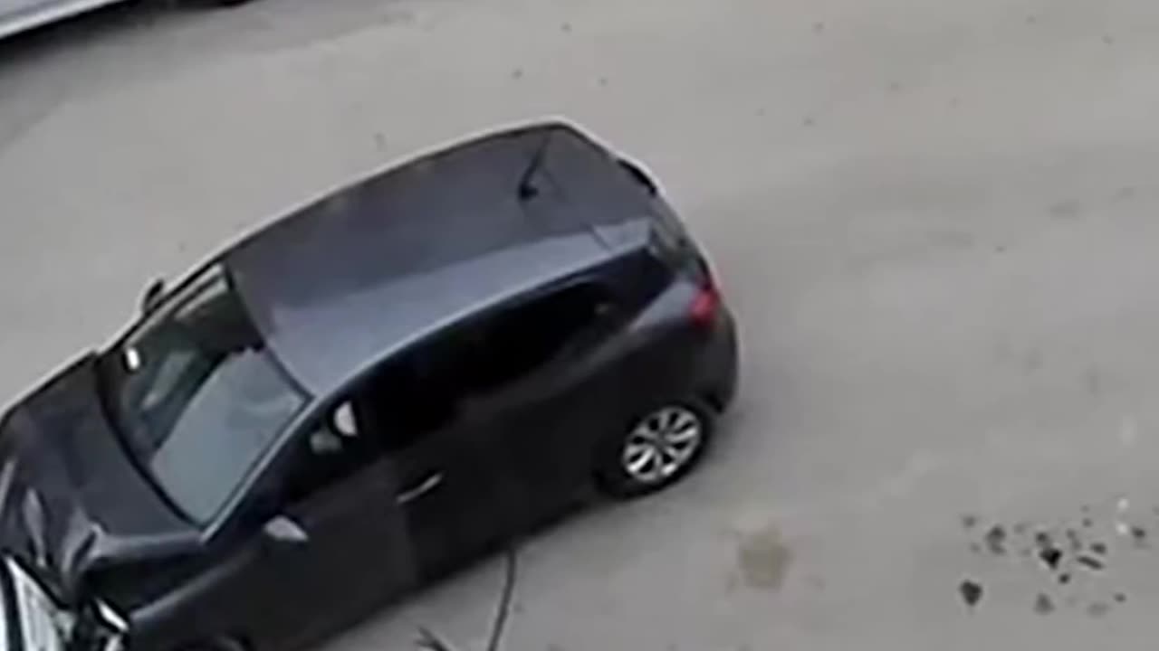 Beware to your kids انتبهوا لأطفالكم