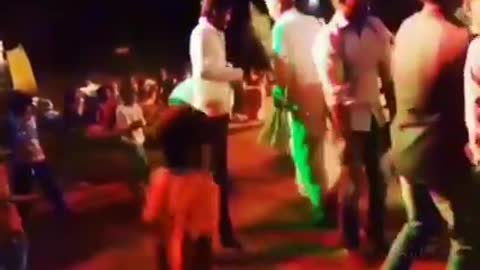 FUNNY DANCE OLD GRANDPAA