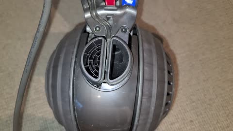 Dyson DC50 Upright Compact Vacuum Cleaner
