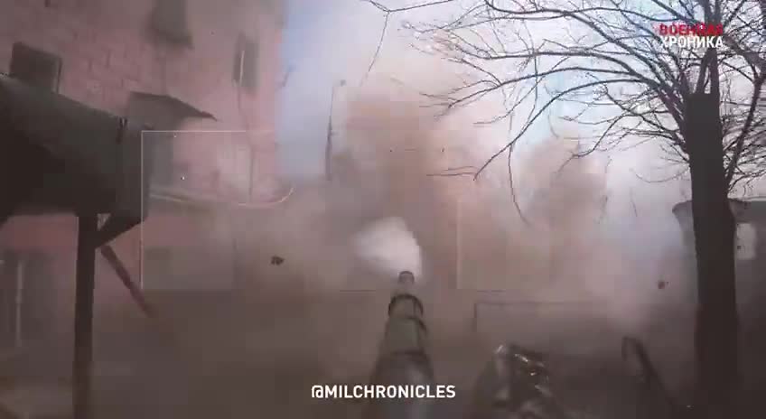 Ukraine War Footage Of Tank Devastating Mariupol