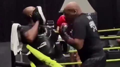 Fans worried about Tyson's training footage