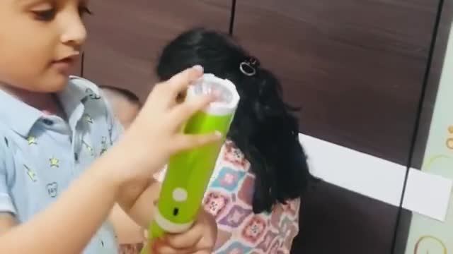 Funky clip