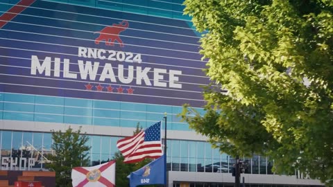 Tucker Carlson Live Tour in Colorado Springs, CO - Tulsi Gabbard