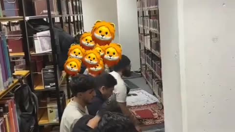 Μουσουλμάνοι προσεύχονται ΜΕΣΑ σε γερμανικό πανεπιστήμιο