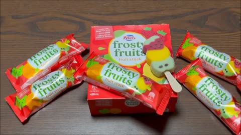 Peters Frosty Fruits Fruit Stack Packshot vs Product