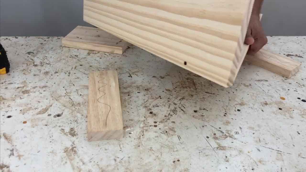 How to make work on wood