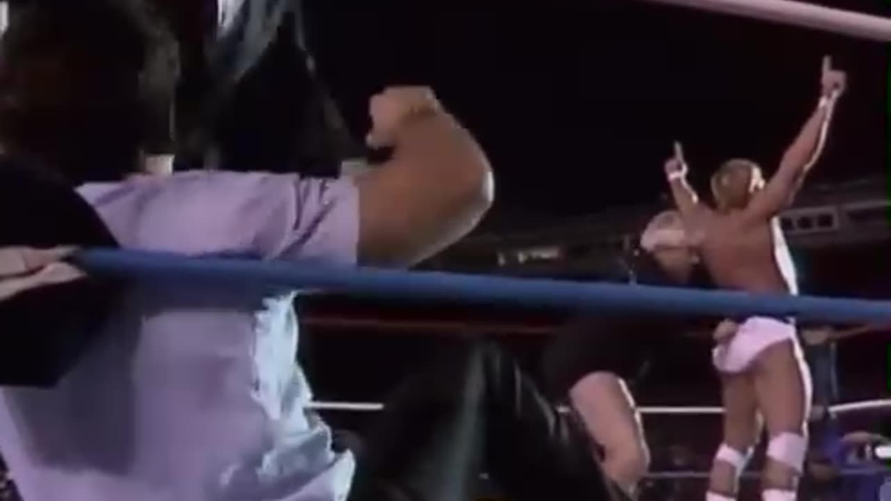 Hulk Hogan vs Paul Orndorff
