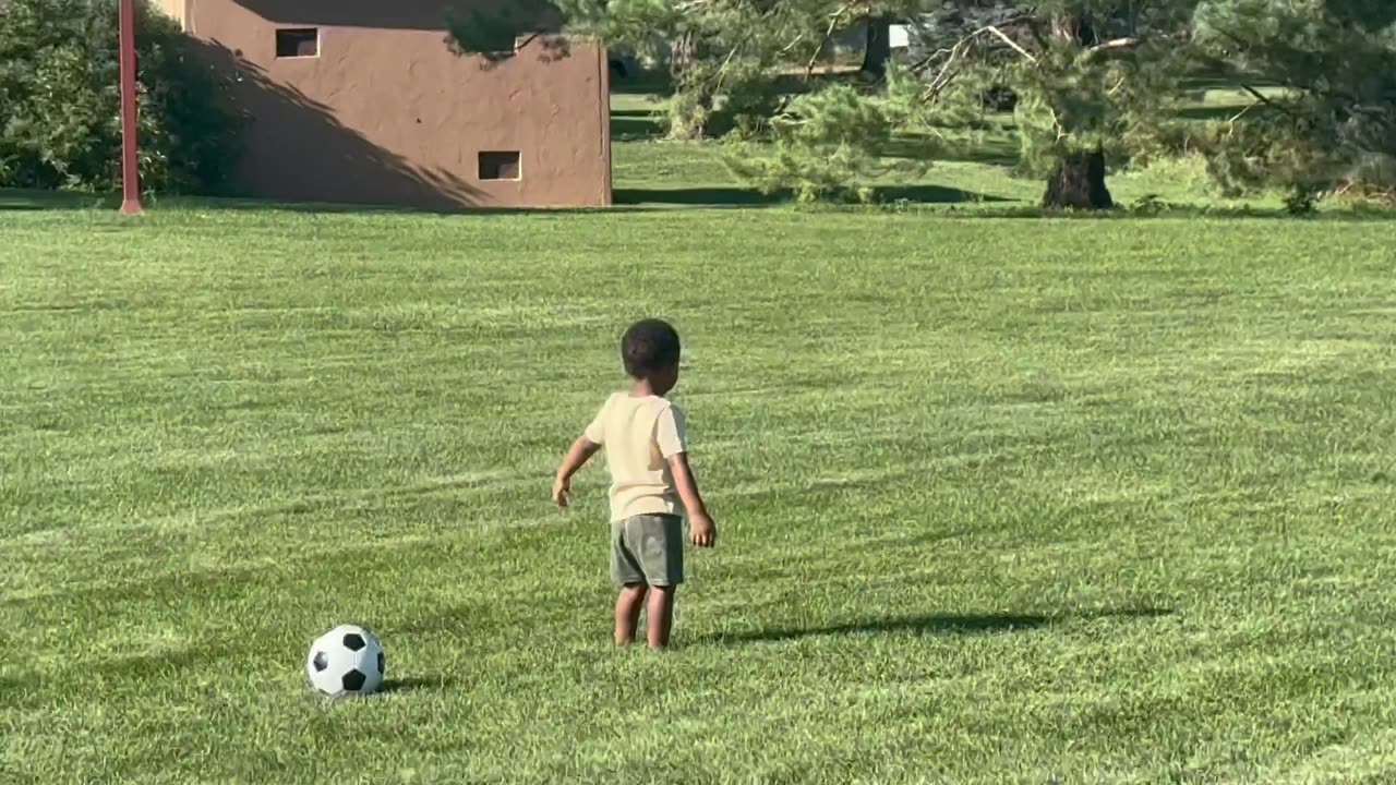 Soccer with Wiltoi (2)