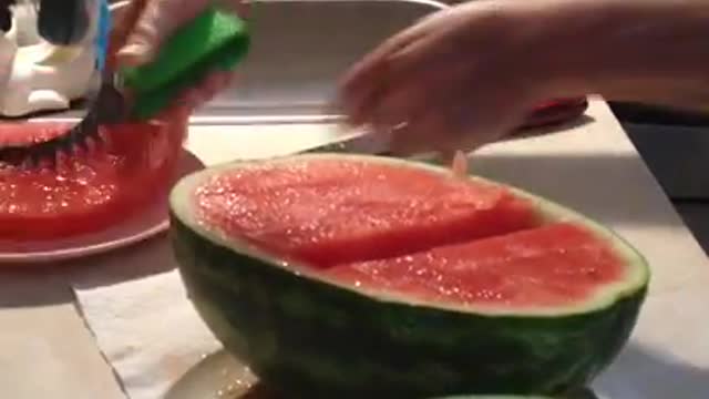 Two ways of cutting up a watermelon