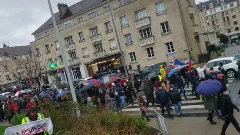 Les Masques Blancs Caen Action Esclavage en Manifestation le 8 janvier 2022