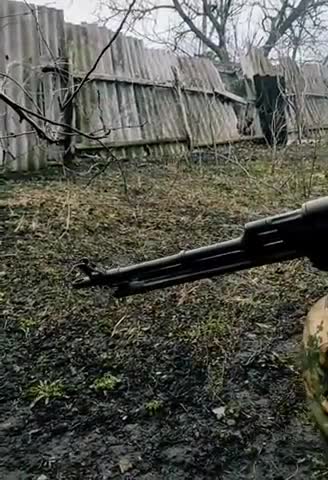 Ukraine Tanks Firing