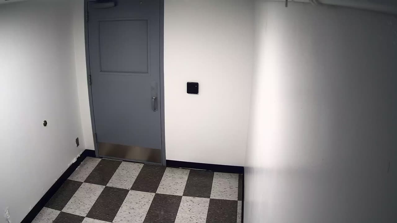 6119RHOBG1G104CLobby4_2021-01-06_08h00min01s607ms.mp4