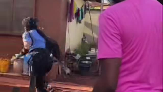Nigeria police vs street guys