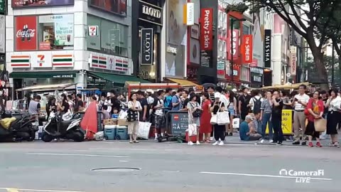 20180828_V3_S01(m8wGZW6fqGM)아마추어 정부에 실망을 느낀 수많은 시민들의 호응도 폭발적으로 증가하다!!!