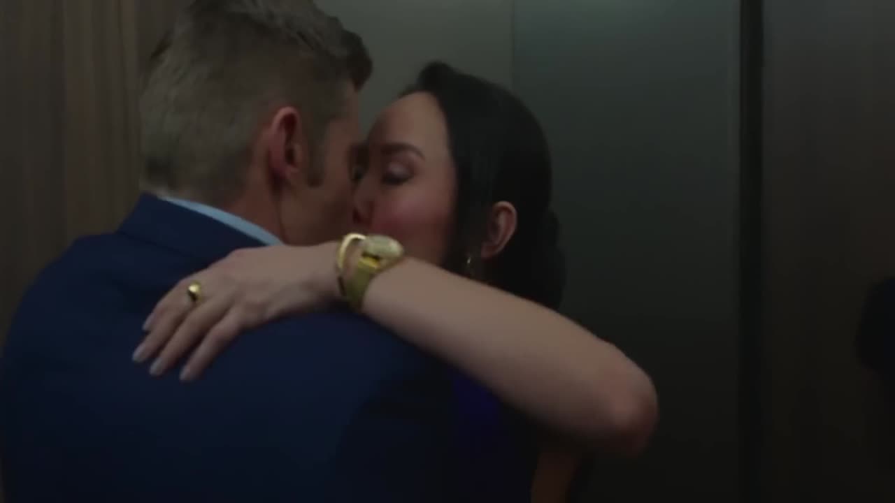 kissing in the lift