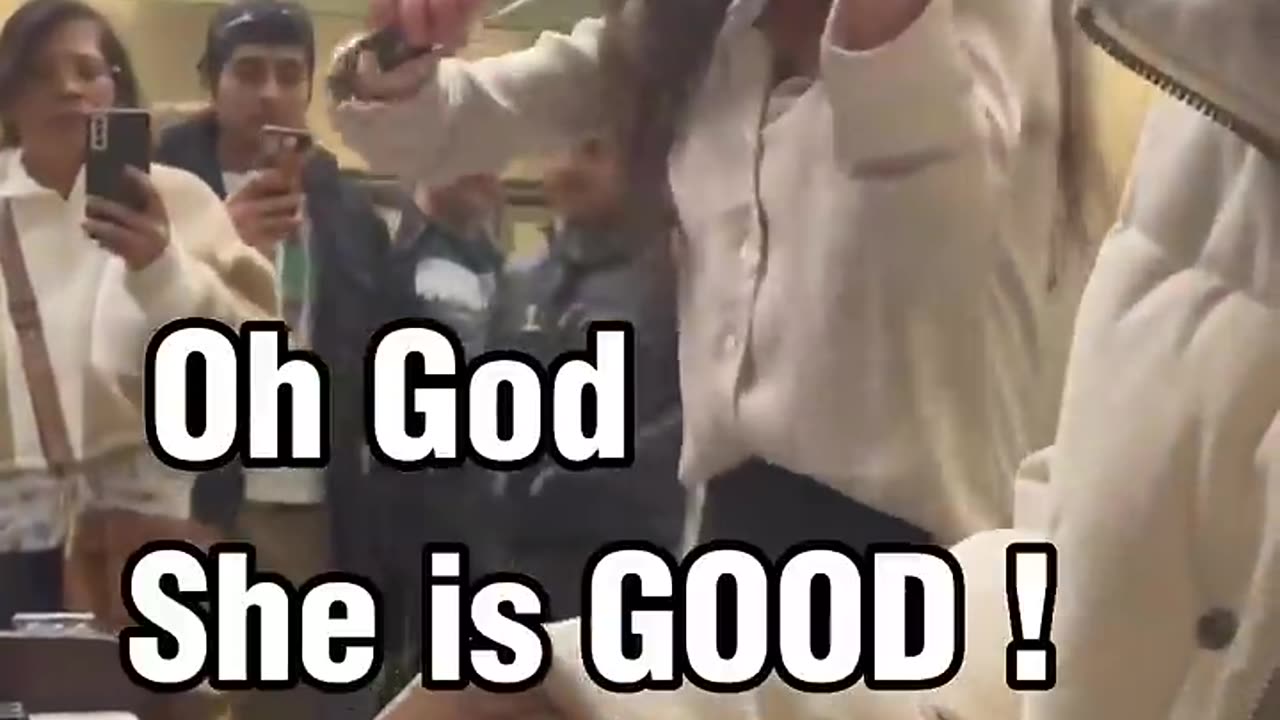 I met a VIOLINIST in LONDON 😍