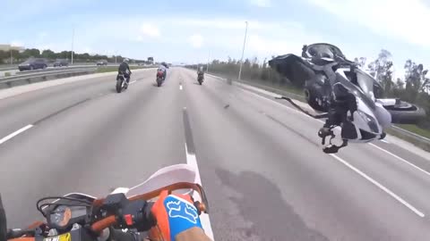 Live Bike Accident Video Caught on Camera 📷📷