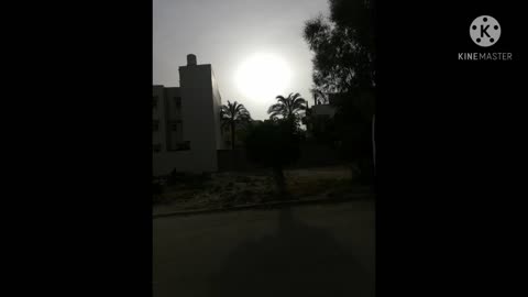 This is how the sun appears once a year