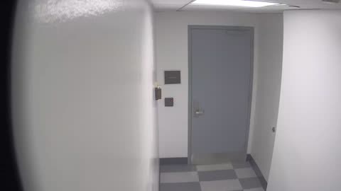 6141RHOBG1G101DStairwayLobbyEntry_2021-01-06_22h00min03s930ms.mp4