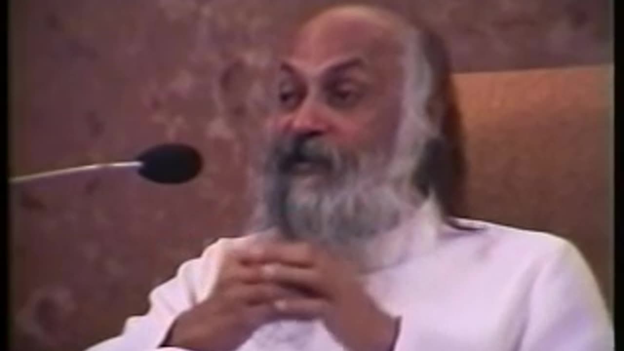 Yeh to Madhushala hai - Osho in Hindi with series of jokes