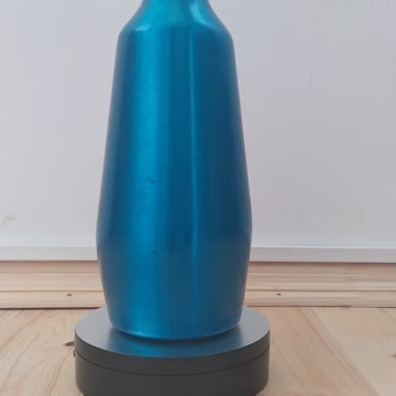 Almost forgotten taste soda from a siphon 3