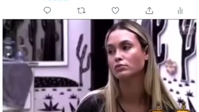 I saw a tube talking in the face of Sarah who shit for her and Gil's Union.