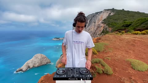 melodic techno cliffside mix