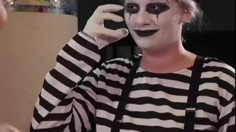 This scary mime confused her