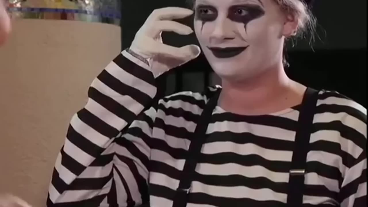 This scary mime confused her