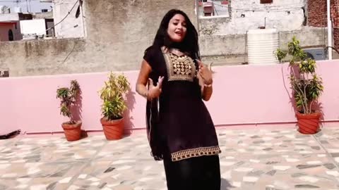 Halka dupatta Tera muh dikhe // dance cover by //neelu maurya