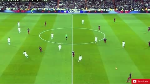 Busquets legend move