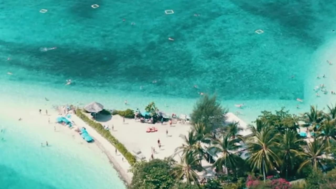 Breathtaking panorama of Ko Nang Yuan, Surat Thani