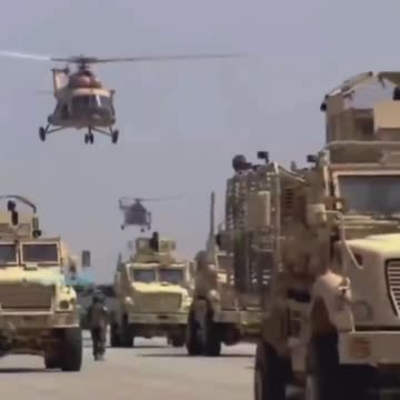 탈레반 퍼레이드(미군 무기가 왜 탈레반에 있노?)