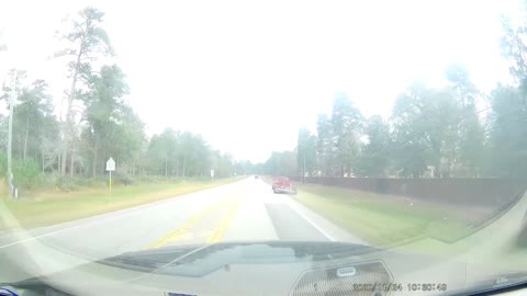 Trailer Looses a Couple of Kayaks