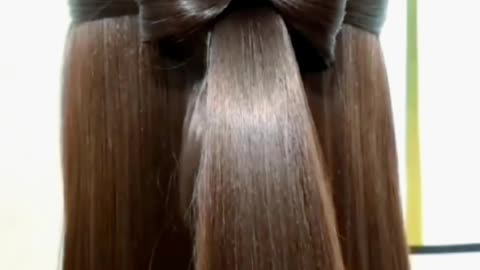 Easy ponytail hairstyle