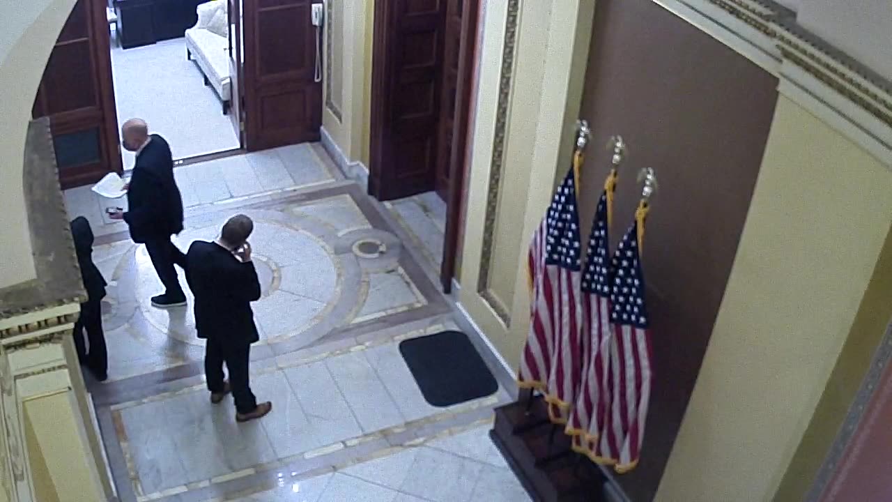 0931USCH02H230_2021-01-05_17h00min01s367ms.mp4