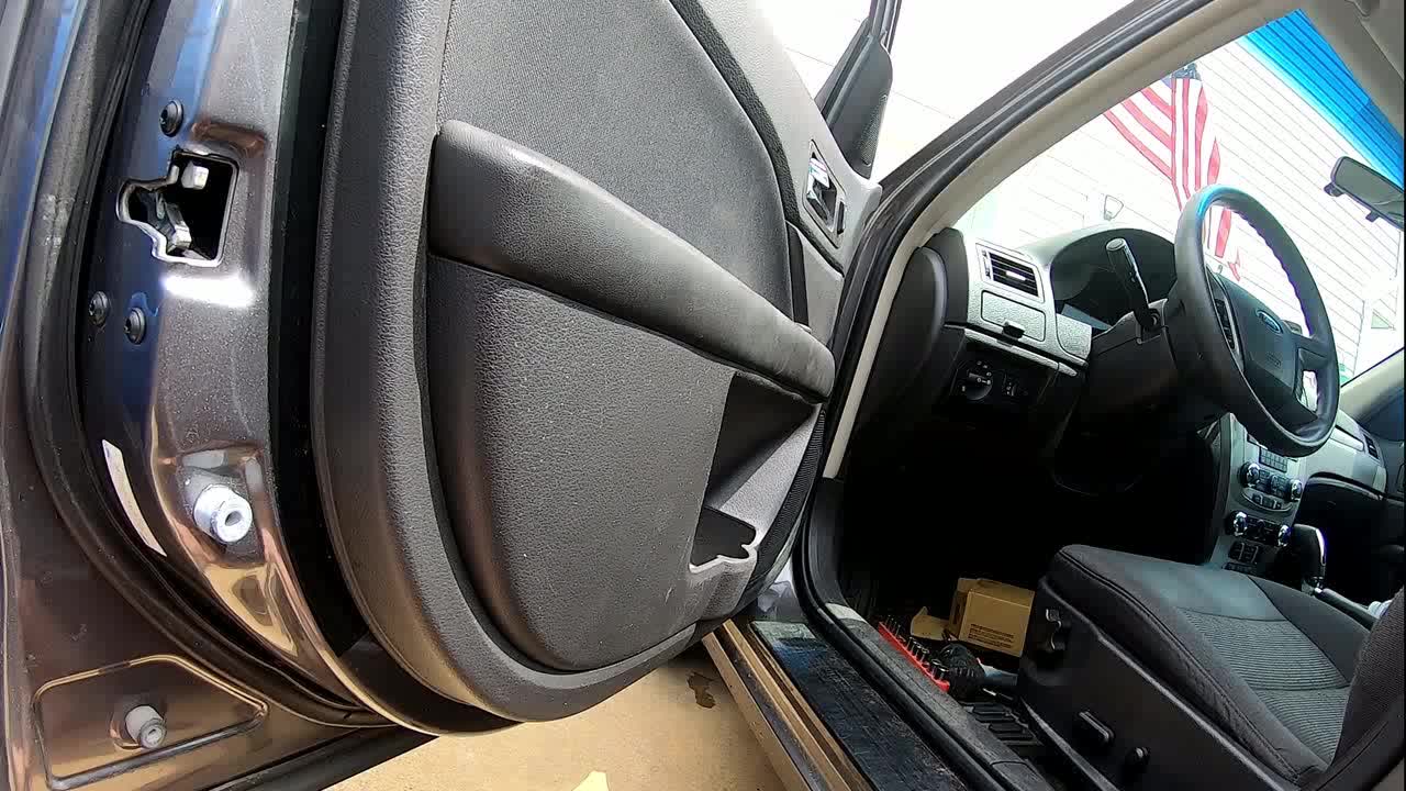 Replacing inside door handle Ford fusion 2012