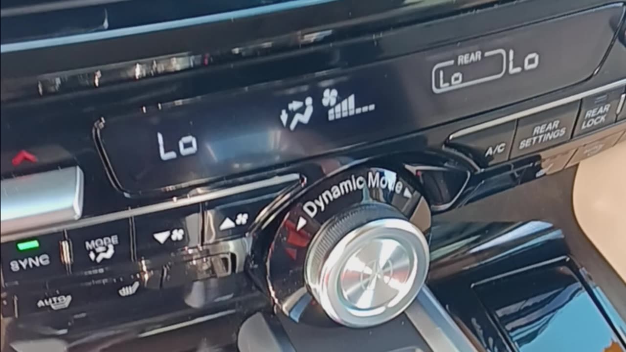 Nice Acura SUV interior