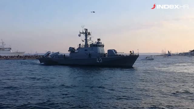 U splitsku luku stigli brojni brodovi