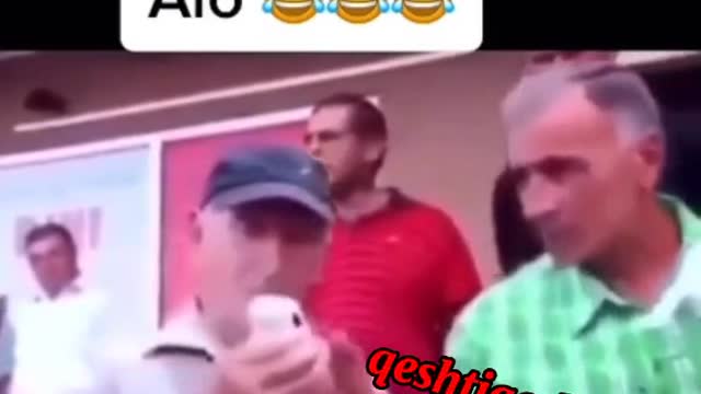 He know it's phone🤣🤣