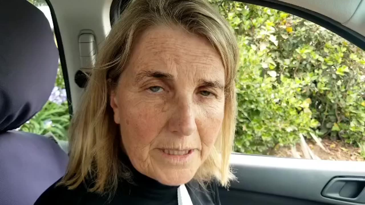 Country Elites Control!