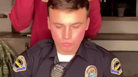 Officer beating me for singing ⚔️⚔️⚔️💣💣📣📣