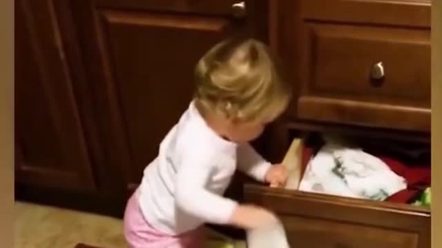 baby helps mom