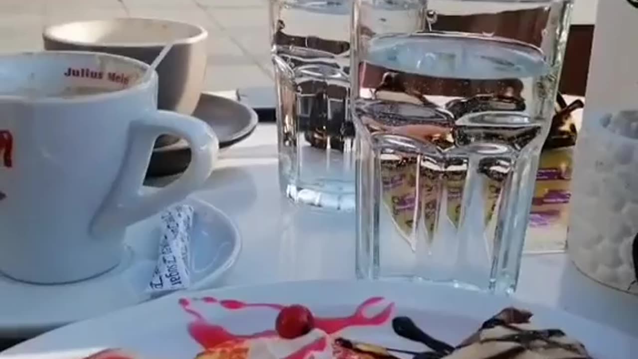 Having tasty vaffel in the city of Bitola.