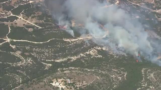 Crews battling two large fires around Central Texas