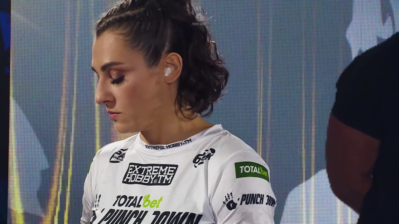 Najpotężniejsze kobiety slap fightingu! Monika -Waldek- vs Ewa -Tygrysica- - PUNCHDOWN 5 Super Fight